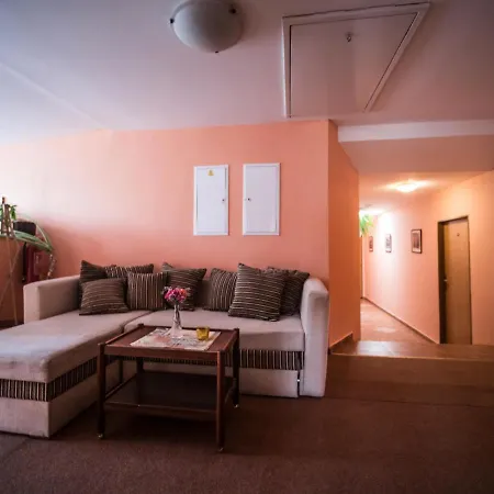 Holzbecher Ratiborice 3*