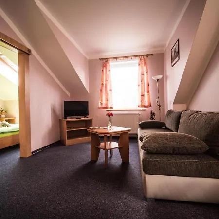 Holzbecher Ratiborice Česká Skalice
