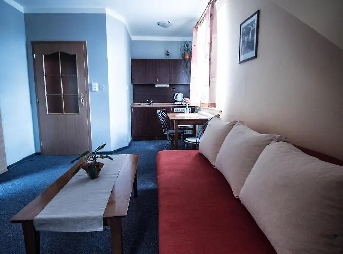 Holzbecher Ratiborice 3*