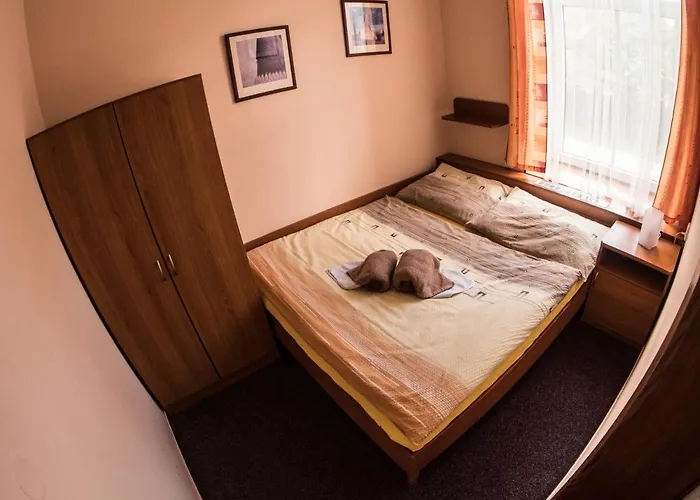 Holzbecher Ratibořice 3*